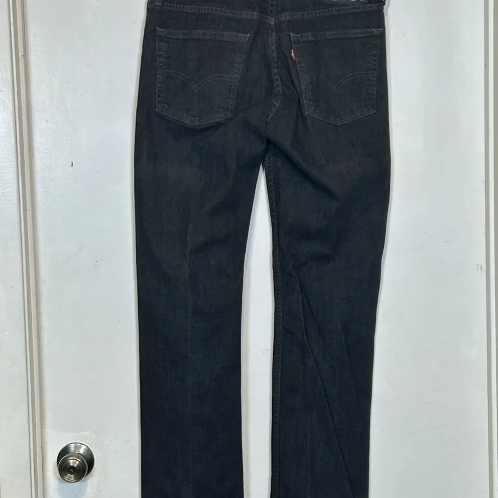 Levi's Men's Dark Black Straight Jeans